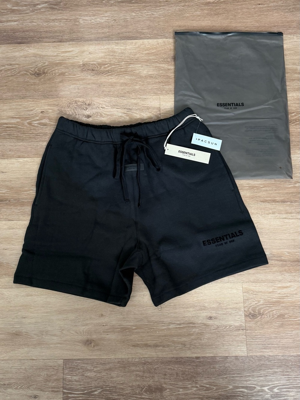 Fear of God ESSENTIALS Men’s Black Logo Cotton-Blend Athletic Shorts